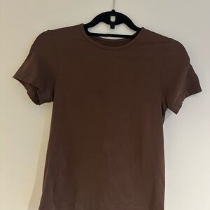 SKIMS Brown Short Sleeve baby tee